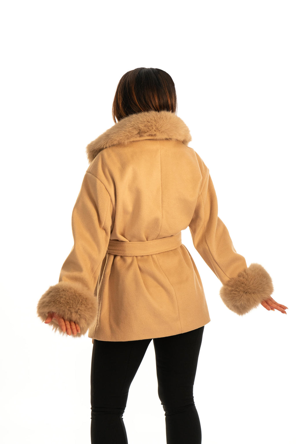 Belle - Бежово дамско палто